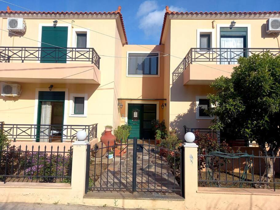 Mesotopos Balcony With A View - In The Heart Of The Village מראה חיצוני תמונה